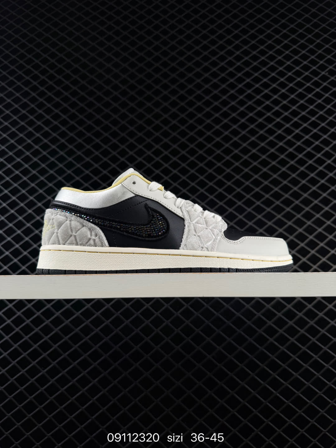 Nike Air Jordan 1-IQ5321-121